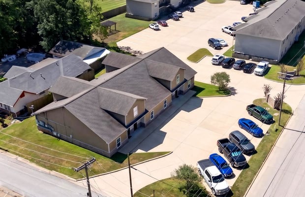 24-Unit Multifamily in Center, TX