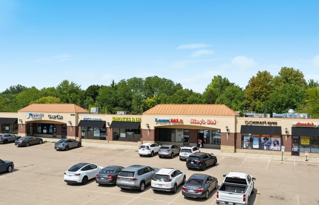 Commercial Real Estate Properties for Sale in Aurora, IL | Crexi