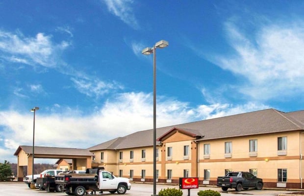 Hotels for Sale in Missouri | Crexi