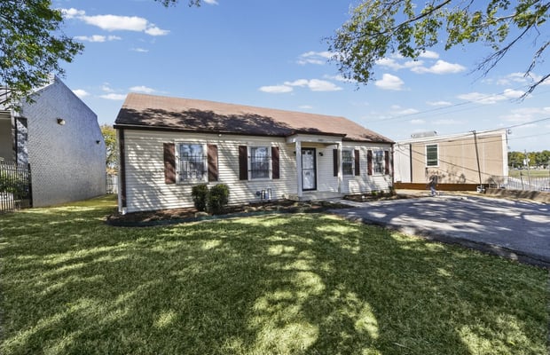 Commercial Real Estate Properties for Sale in Nashville | Crexi