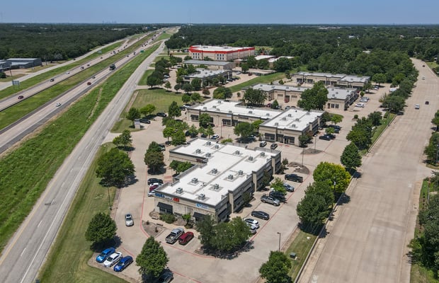Commercial Real Estate Properties for Lease in Mansfield, TX | Crexi