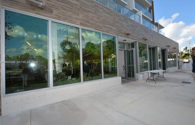 Retail Spaces for Lease in Bayshore, FL | Crexi