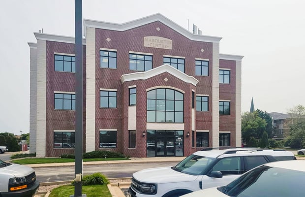 Commercial Real Estate Properties for Lease in De Pere, WI | Crexi