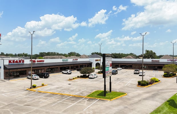 Retail Records in Saint George, LA | Crexi