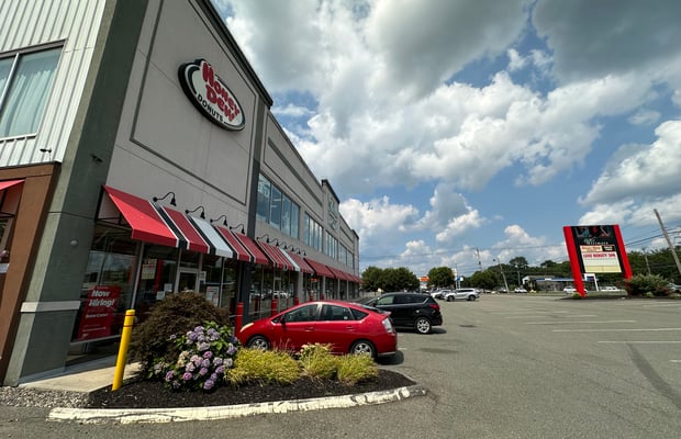 Retail Spaces for Lease in 01960 7476, MA | Crexi