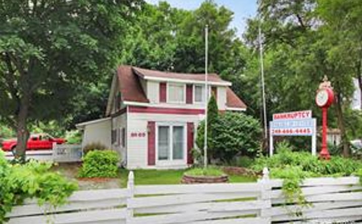 Pictures of Land, Office, Retail property located at 8685 HIGHLAND RD, White Lake, MI 48386 for sales - image #1