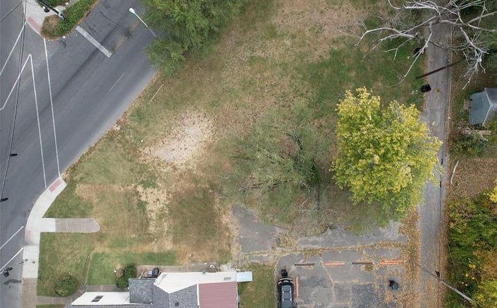 Pictures of Land property located at 1504 Catalpa St, Louisville, KY 40211 for sales - image #1