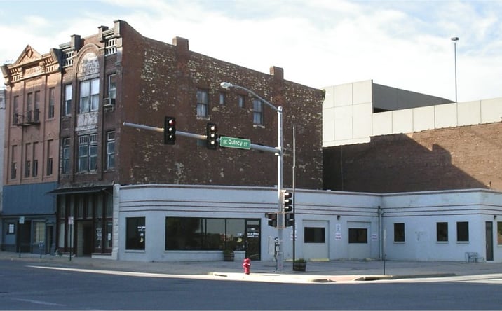 Pictures of Office, Retail property located at 635 SE Quincy St, Topeka, KS 66603 for sales - image #1
