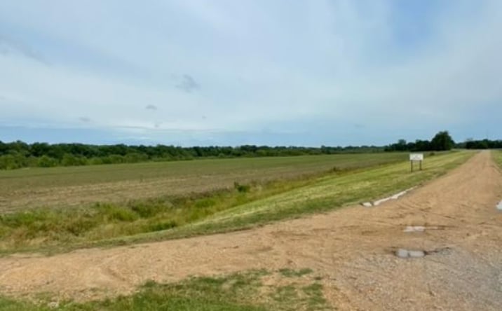 Pictures of Land property located at Robert E. Lee Extended, Avalon, MS 38930 for sales - image #1