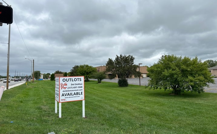 Pictures of Land property located at 7975 Broadway, Merrillville, IN 46410 for sales - image #1