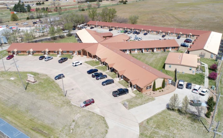 Pictures of Multifamily property located at 2804 E 9th Ave, Winfield, KS 67156 for sales - image #1