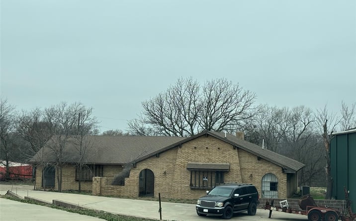 Pictures of Retail, Office, Industrial property located at 910 N Preston Road, Celina, TX 75009 for sales - image #1