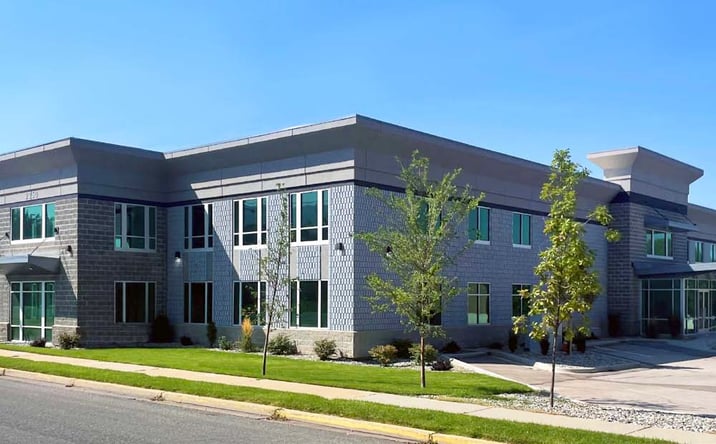 Pictures of Office property located at 2250 S 800 W, Woods Cross, UT 84087 for sales - image #1