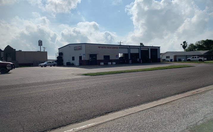 Pictures of Retail property located at 200 Daniel Moore Ave, Portland, TX 78374 for sales - image #1