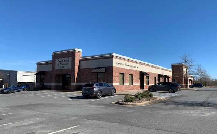 Pictures of Office property located at 8410 Counts Massie Rd, North Little Rock, AR 72113 for sales - image #1