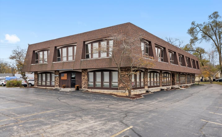 Pictures of Office property located at 95 W Grand Ave, Lake Villa, IL 60046 for sales - image #1
