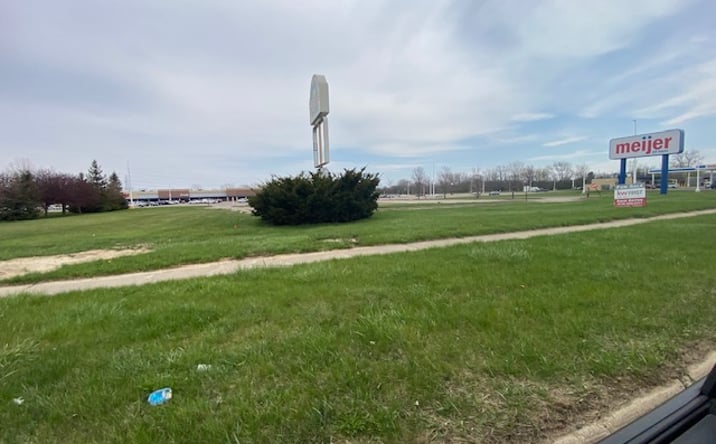 Pictures of Land property located at 2335 S Center Rd, Burton, MI 48519 for sales - image #1