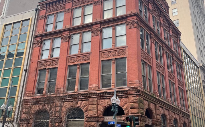 Pictures of Office property located at 201 Camp St, New Orleans, LA 70130 for sales - image #1