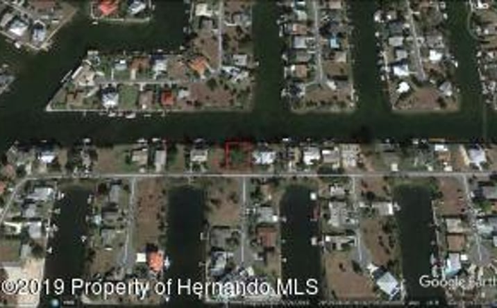 Pictures of Land property located at 00 Gulf Coast Dr, Hernando Beach, FL 34607 for sales - image #1