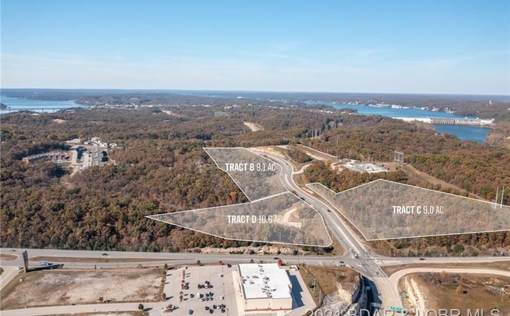 Pictures of Land property located at Tract D Hwy 242, Lake Ozark, MO 65049 for sales - image #1
