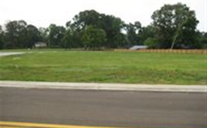 Pictures of Land property located at 7 Enterprise Dr, Natchez, MS 39120 for sales - image #1