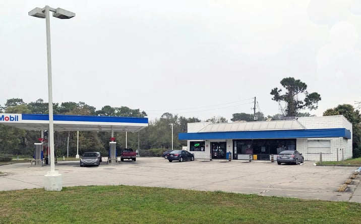 Pictures of Retail property located at 1045 Broadway Street, Oviedo, FL 32765 for sales - image #1