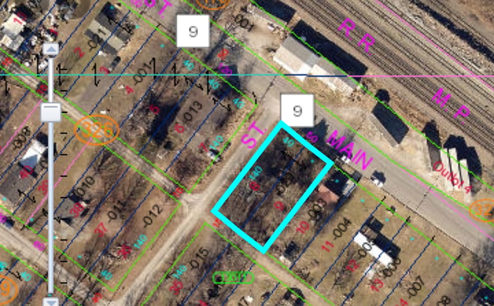 Pictures of Land, Mixed Use, Mobile Home Park, Office, Retail property located at Main St and 2nd st, Gorham, IL 62940 for sales - image #1