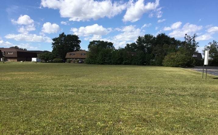 Pictures of Land property located at 1007 Nelson Rd, New Lenox, IL 60451 for sales - image #1