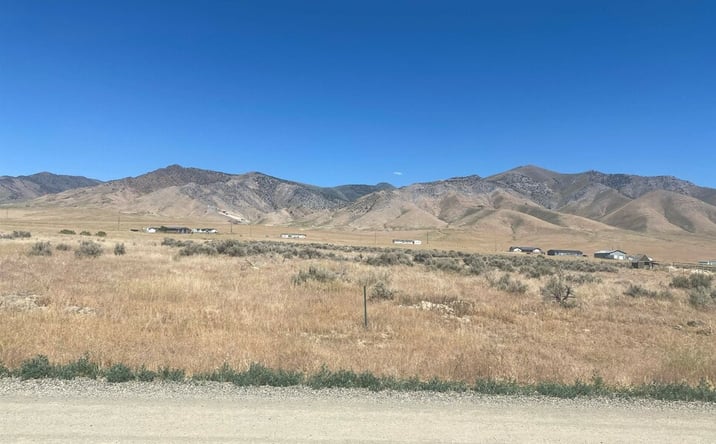 Pictures of Land property located at 9415 Zaring Ave, Winnemucca, NV 89445 for sales - image #1