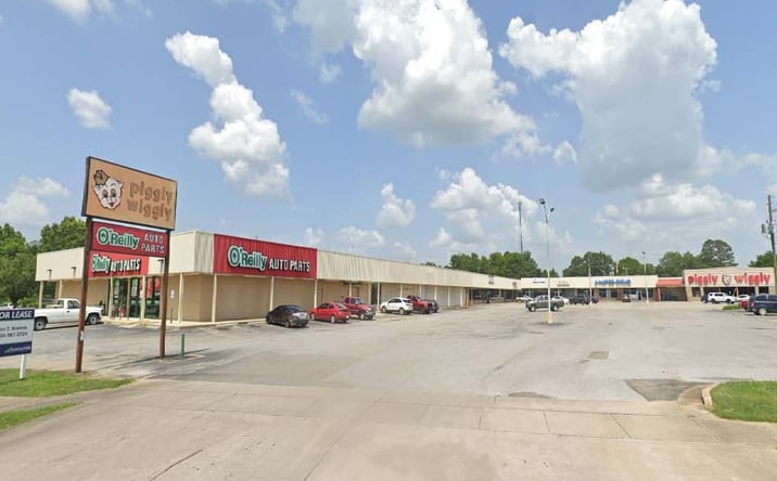 Pictures of Retail property located at 24716 US-31, Jemison, AL 35085 for sales - image #1