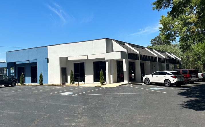 Pictures of Office property located at 64 Green St, Warner Robins, GA 31093 for sales - image #1