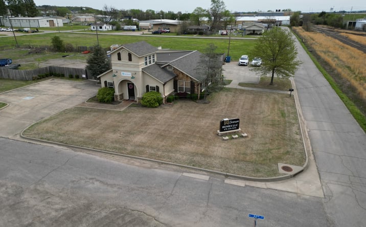 Pictures of Office property located at 3203 Waco St, Fort Smith, AR 72903 for sales - image #1