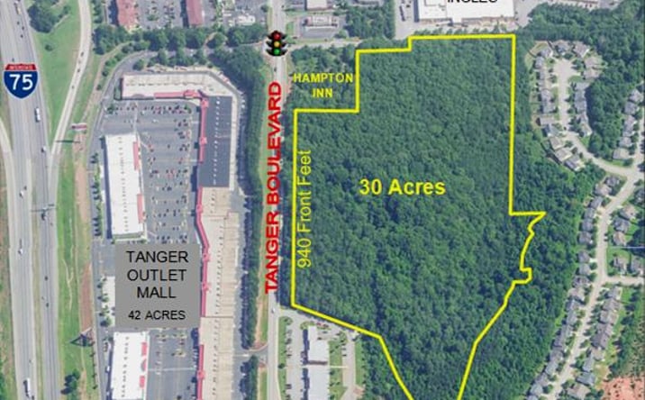 Pictures of Land property located at Tanger Blvd, Locust Grove, GA 30248 for sales - image #1