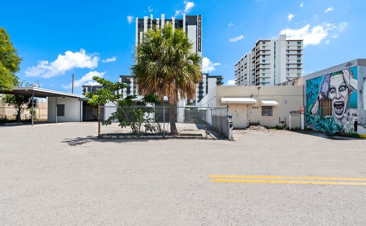 Pictures of Industrial property located at 810 NE 4th Ave, Fort Lauderdale, FL 33304, 805 NE 5th Ave, Fort Lauderdale, FL 33304 for sales - image #1