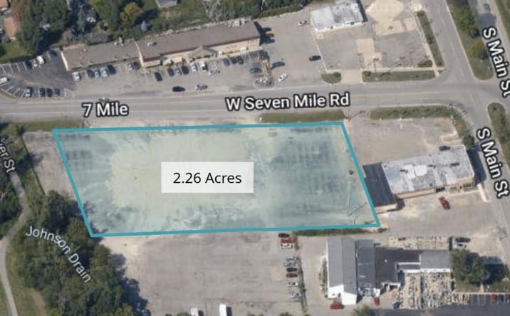 image of property at 550 SEVEN MILE RD Northville MI 48167-1640