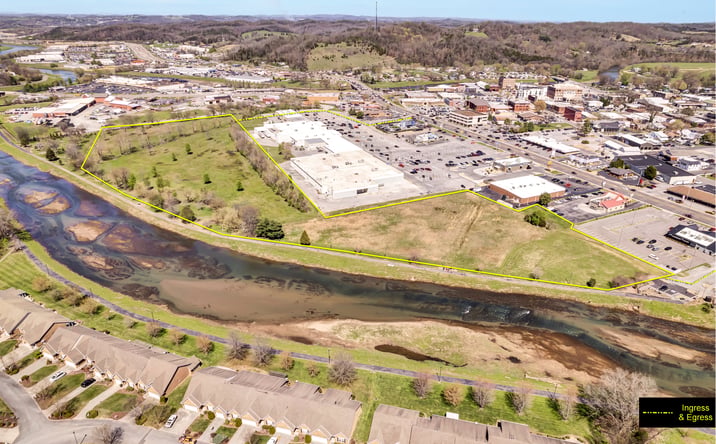 Pictures of Land property located at Forks of the River Parkway, Sevierville, TN 37862 for sales - image #1