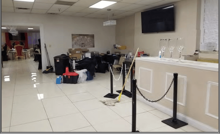 Pictures of Retail property located at unit 178, 2921 S Orlando Dr, Sanford, FL 32773 for sales - image #1