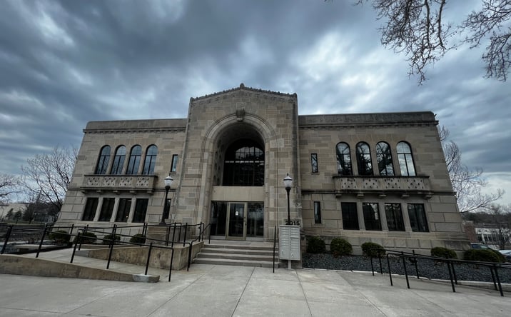 image of property at 2015 GRAND AVE Des Moines IA 50312-4901