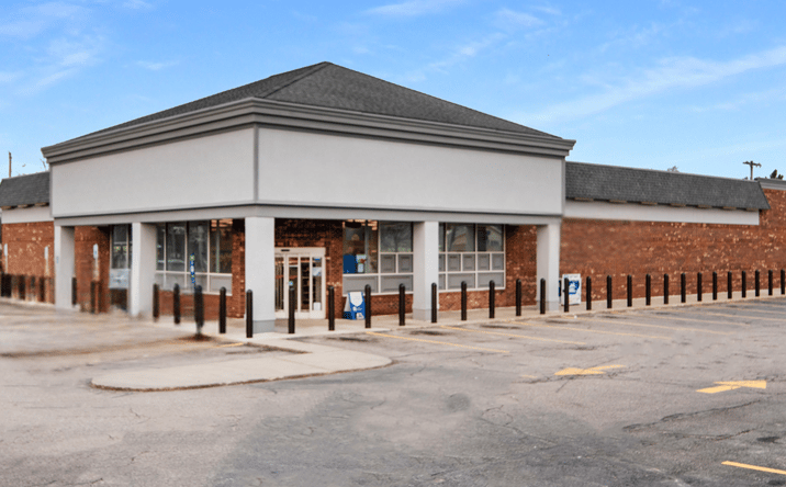 Pictures of Retail property located at 11901 Saginaw St, Mt Morris, MI 48458 for sales - image #1