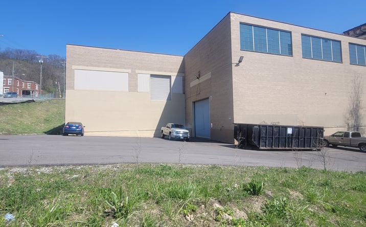 Pictures of Industrial, Business for Sale property located at 1531 Tremont St, Cincinnati, OH 45214 for sales - image #1