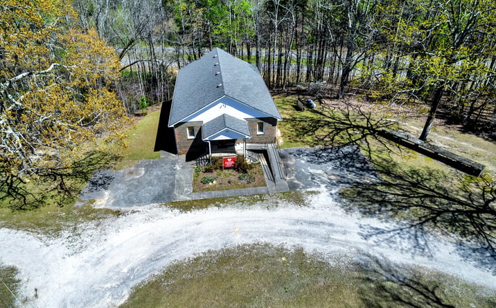 Pictures of Special Purpose property located at 7027 Dewey Barber Dr, Gardendale, AL 35071 for sales - image #1