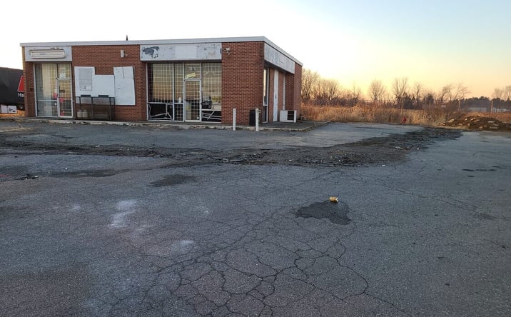 Pictures of Retail property located at 3575 Old Airport Rd, Allentown, PA 18109 for sales - image #1