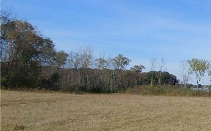 Pictures of Land property located at Aurora Hill Dr, Aurora, OH 44202 for sales - image #1