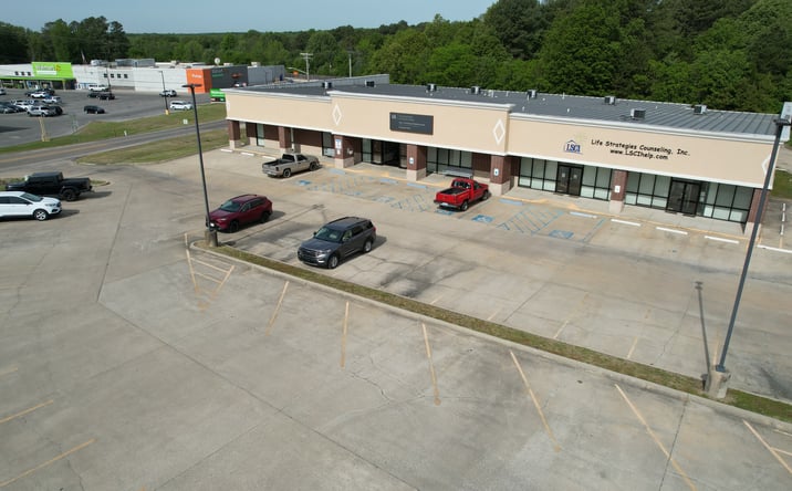 Pictures of Office property located at 2420 Linwood Dr, Paragould, AR 72450 for sales - image #1