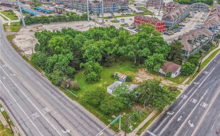 Pictures of Retail property located at 2807 & 2809 East Villa Maria Road, Bryan, TX 77802 for sales - image #1