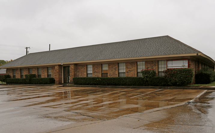 Pictures of Mixed Use, Retail, Office property located at 2520 Harwood Rd, Bedford, TX 76021 for sales - image #1