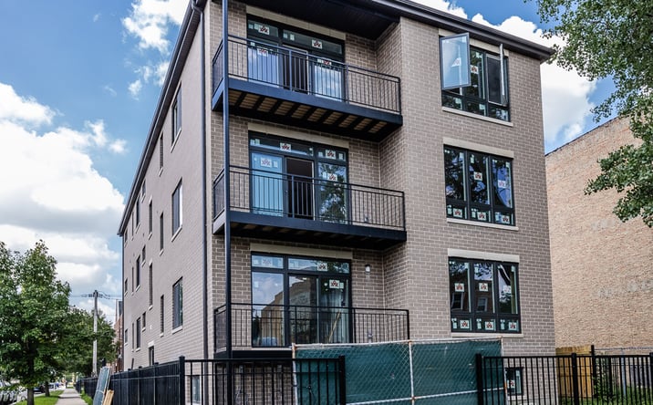 Pictures of Multifamily property located at 226 E 48th St, Chicago, IL 60615 for sales - image #1