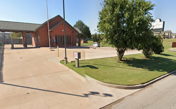 Pictures of Retail property located at 6714 W Gore Blvd., Lawton, OK 73505 for sales - image #1