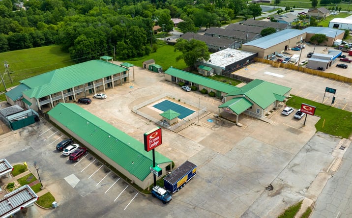 Pictures of Hospitality property located at 3910 Nowata Rd, Bartlesville, OK 74006 for sales - image #1