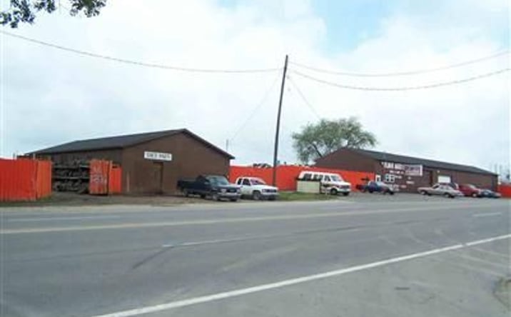 Pictures of Industrial property located at 5901 N DORT, Flint, MI 48505 for sales - image #1